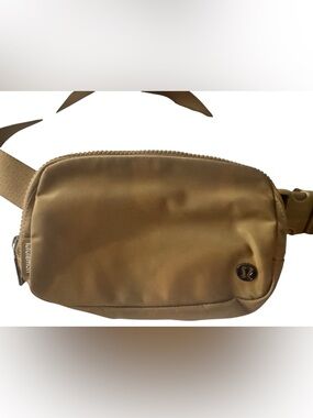 Lululemon Everyday Belt Bag O/S Burnt Caramel color